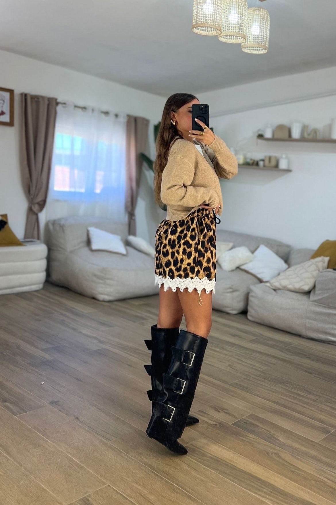 21397 SHORTS FLORA (marrone) - Frida Shop