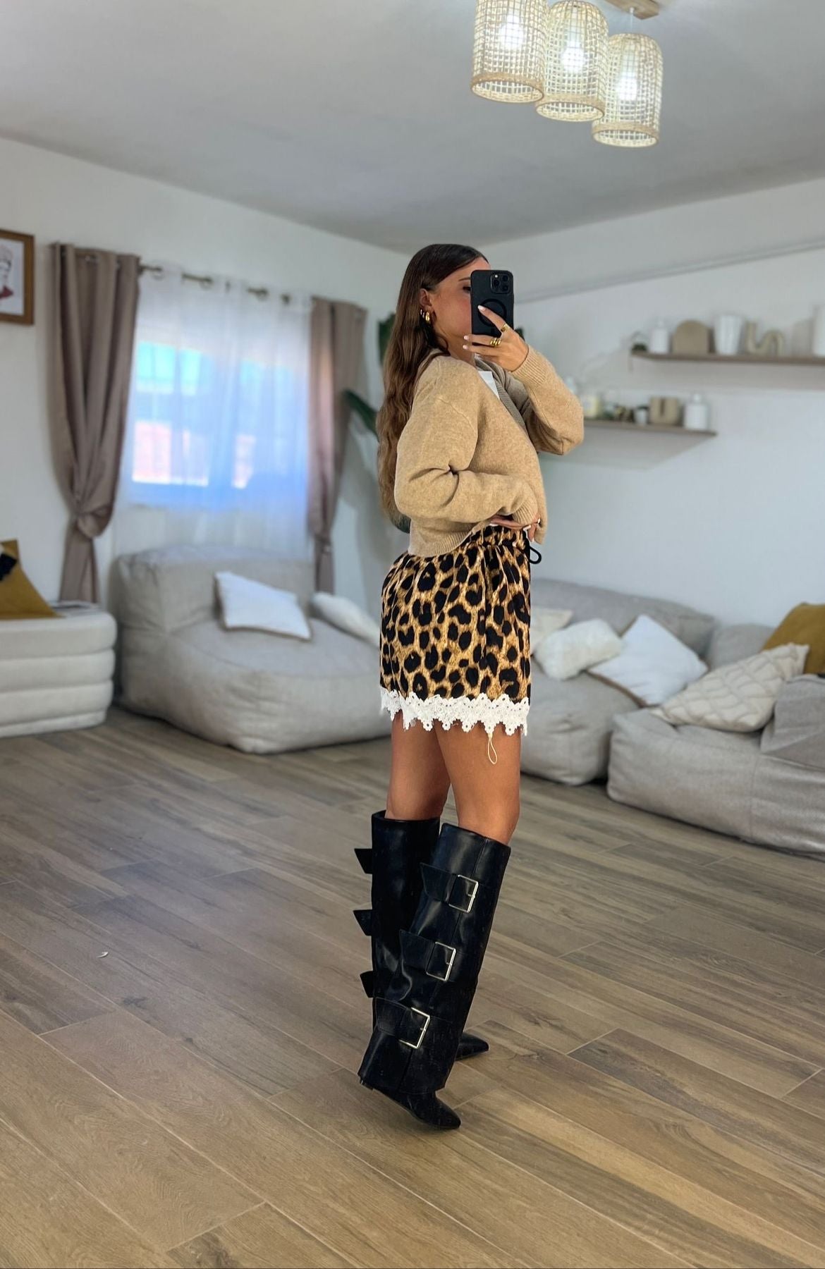 21397 SHORTS FLORA (marrone) - Frida Shop