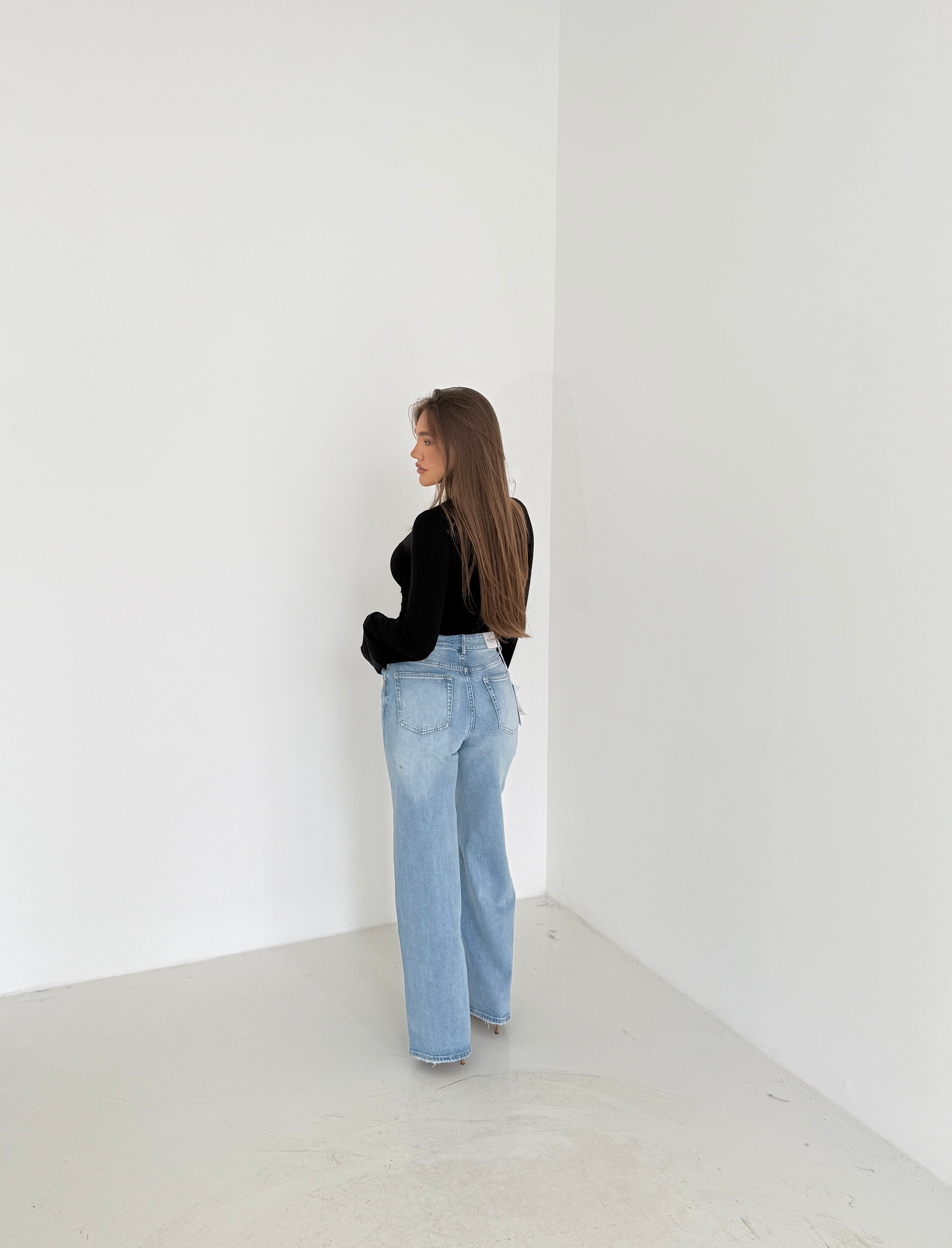Maglia Eloise 174 JUST WEST - NERO