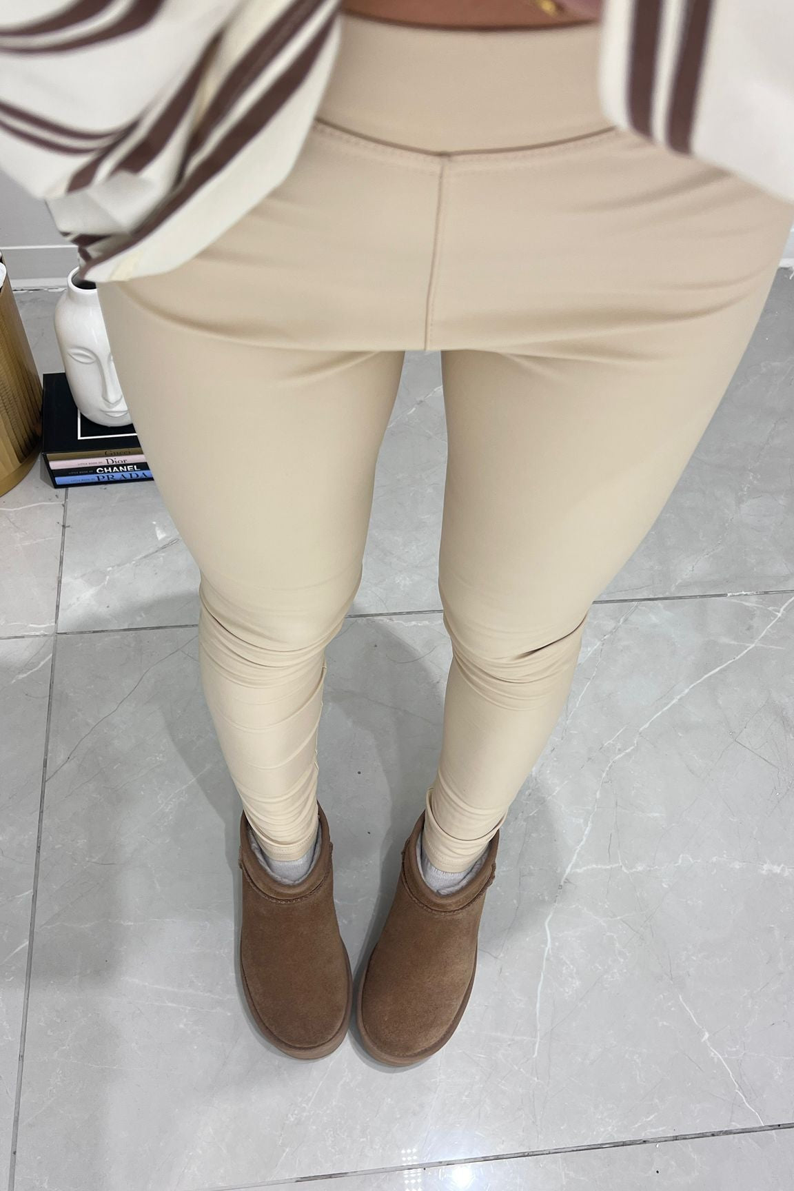 Leggings Victory 57496 - 3 (Beige) - Frida Shop