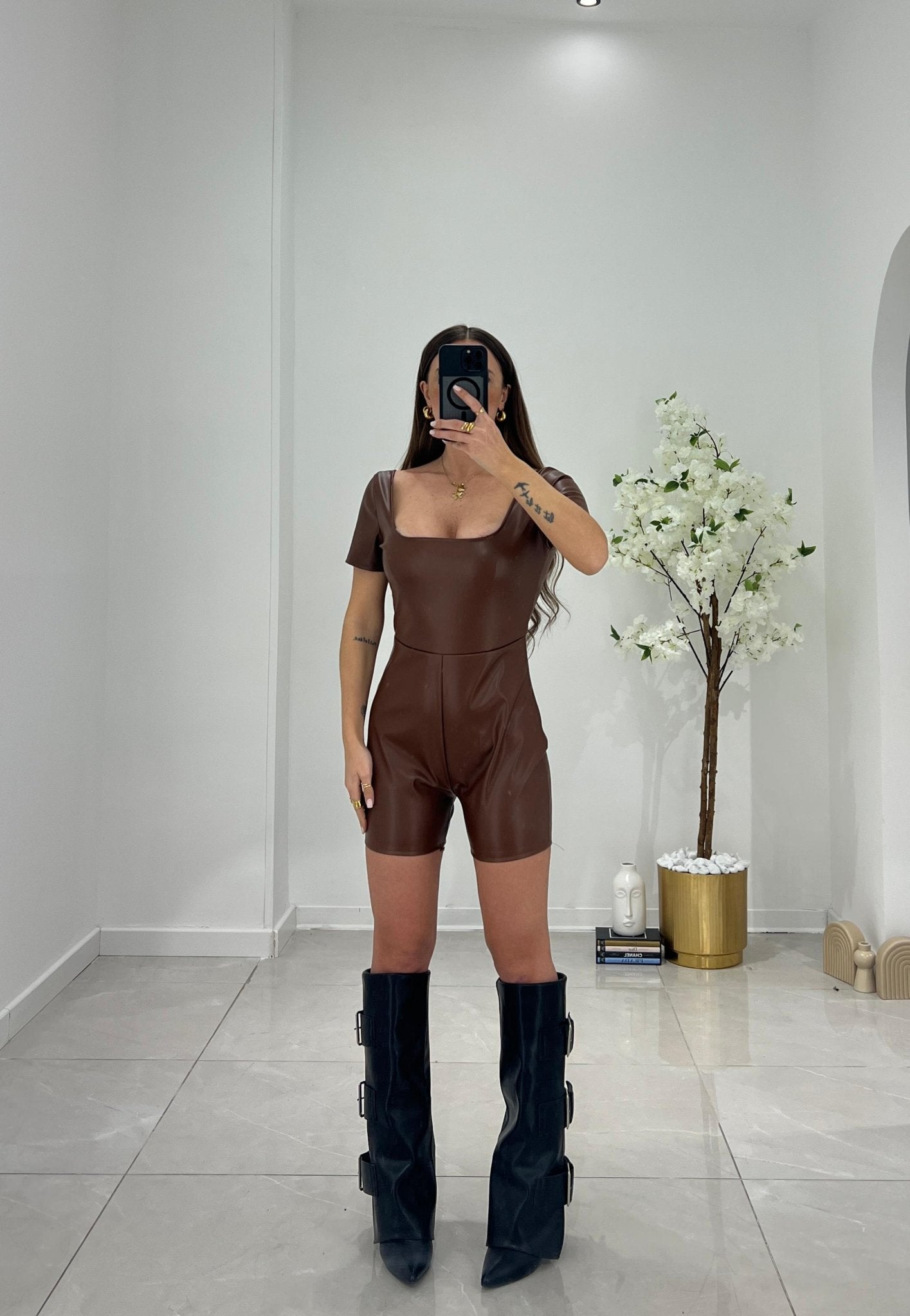 Tutina Taylor 11089 (marrone) - Frida Shop